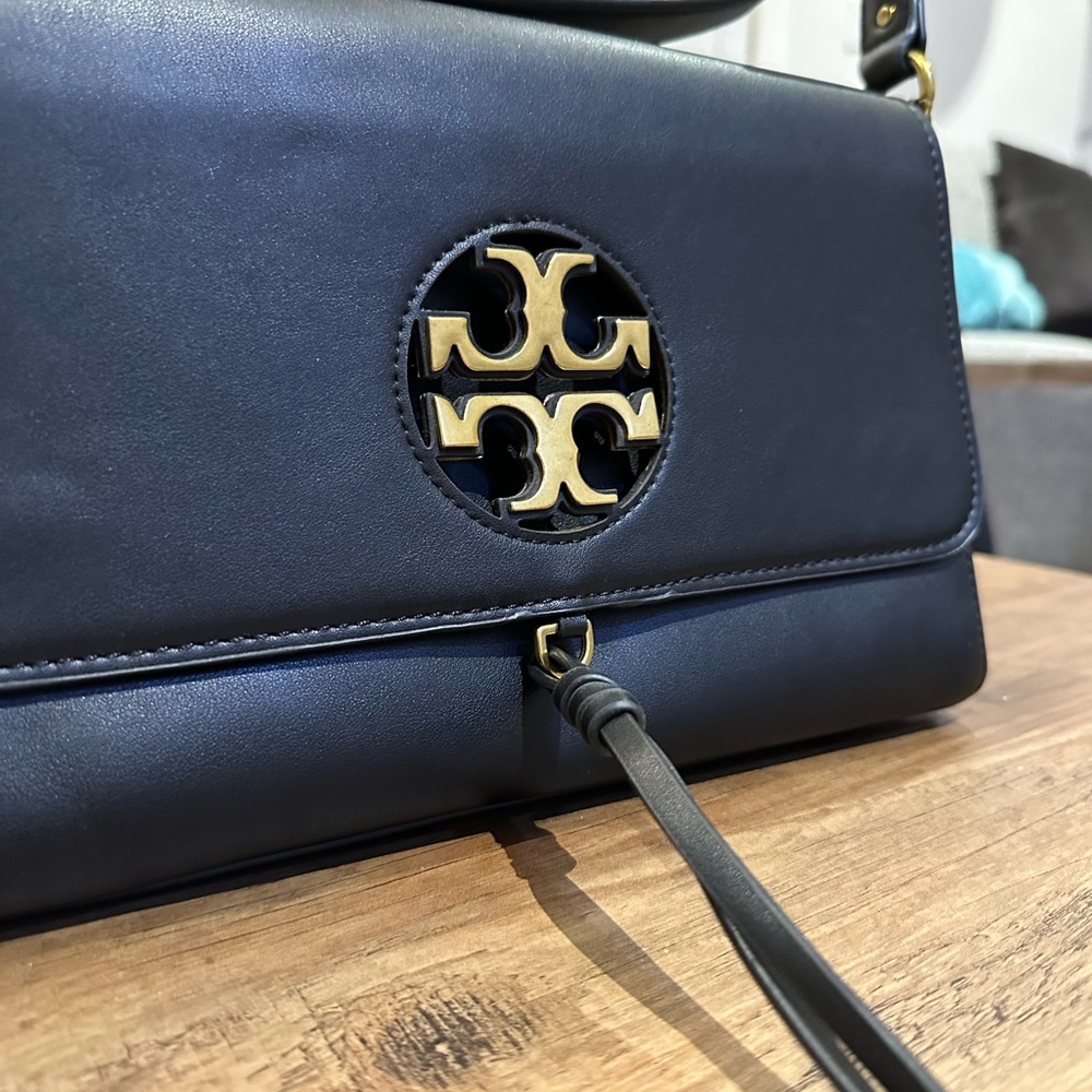 TORY BURCH BIG LOGO BAG